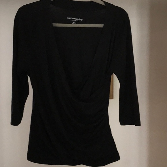 Women’s top - Picture 2 of 2